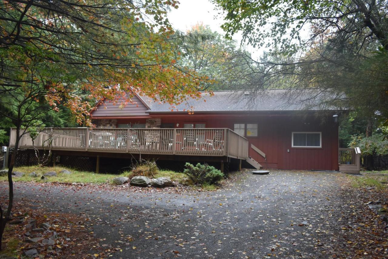 5 Bdr Cabin Game Rm Large Deck Fireplace Firetable Lake Harmony Exterior photo